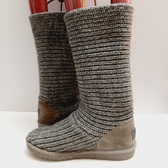 UGG Classic Cardy Boots 2-Button Tall / Fold-Over Knit Grey Sz 5 - Picture 12 of 16
